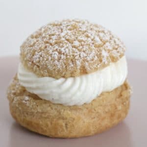 a sweet and tasty puff pastry chantilly filled